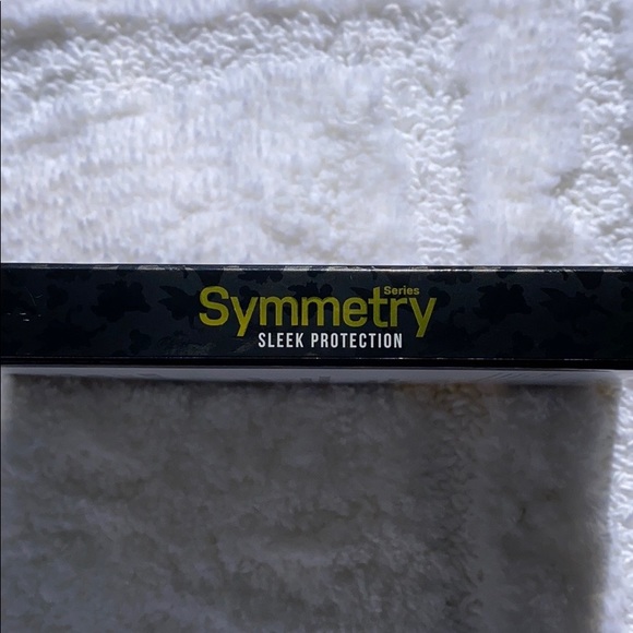 Disney Parks Jasmine Otterbox - Picture 4 of 8